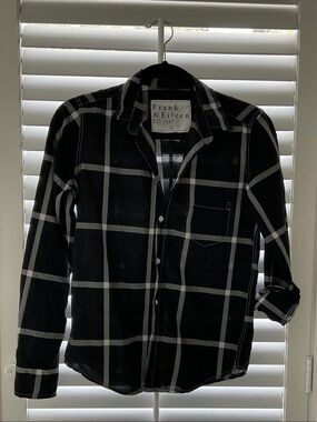 Frank & Eileen Black Windowpane Plaid Button-Down Barry shirt size S